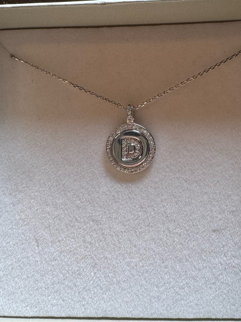 Round Moissanite Women's ''D'' Pendent sterling silver White